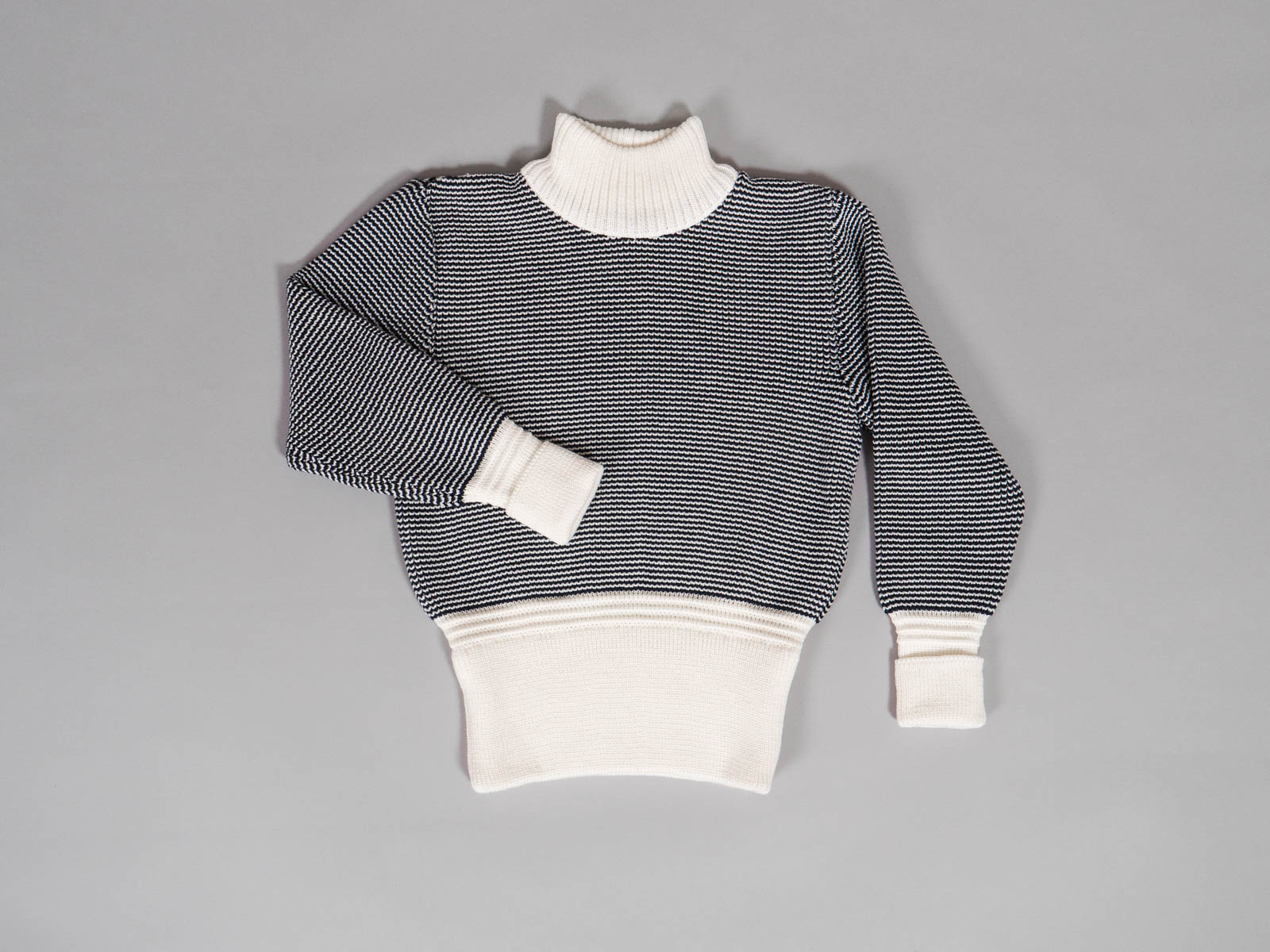 Frau Rollkragen - Fine Signal Stripes - Seashell/INK - HEIMAT