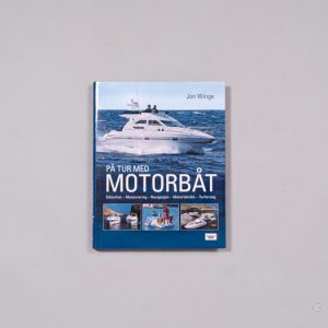 På tur med motorbåt - Jon Winge